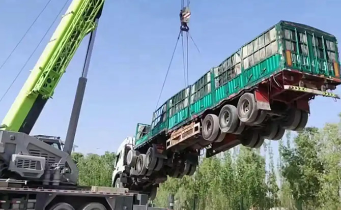 丰都道路脱困救援案例